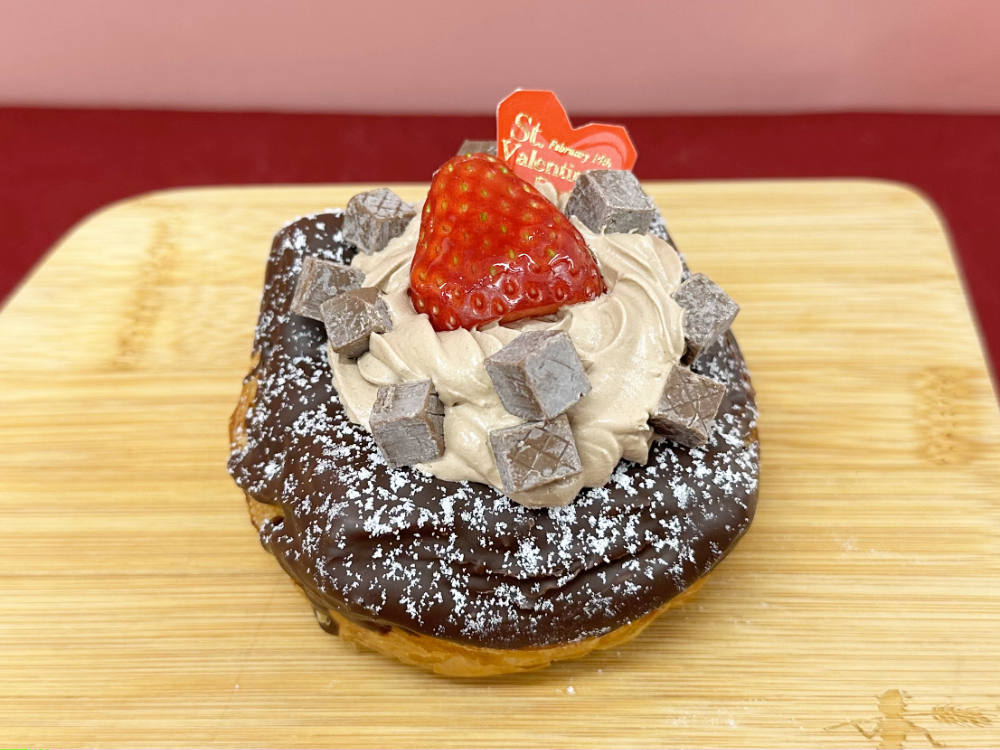 いちごのトリプルショコラデニッシュ